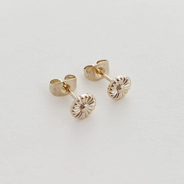 Mini Daisy Studs